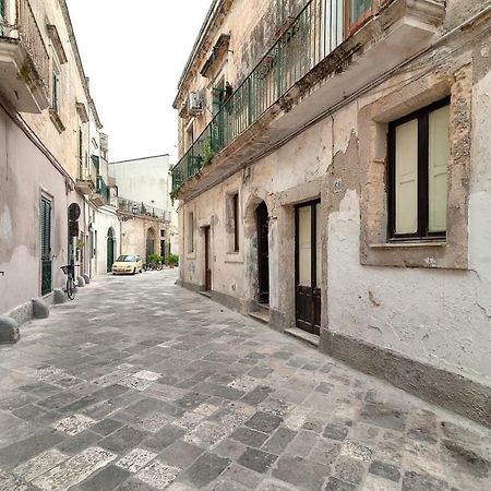 Suite Dei Baroni Lecce Exterior photo
