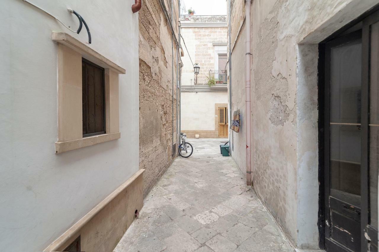 Suite Dei Baroni Lecce Exterior photo